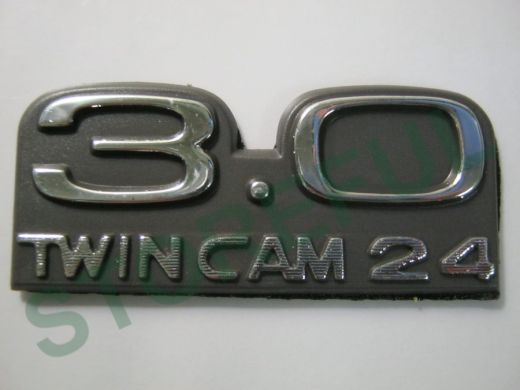 Эмблемма пластик в п/э надпись 3.0 twin cam 24 хром 8,3x3,5 см 01347