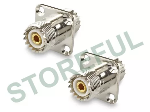 Переходник PL259(female)-PL259(female) на корпус, фланец, 4 отв. диам. 3,4 мм 18х18 мм